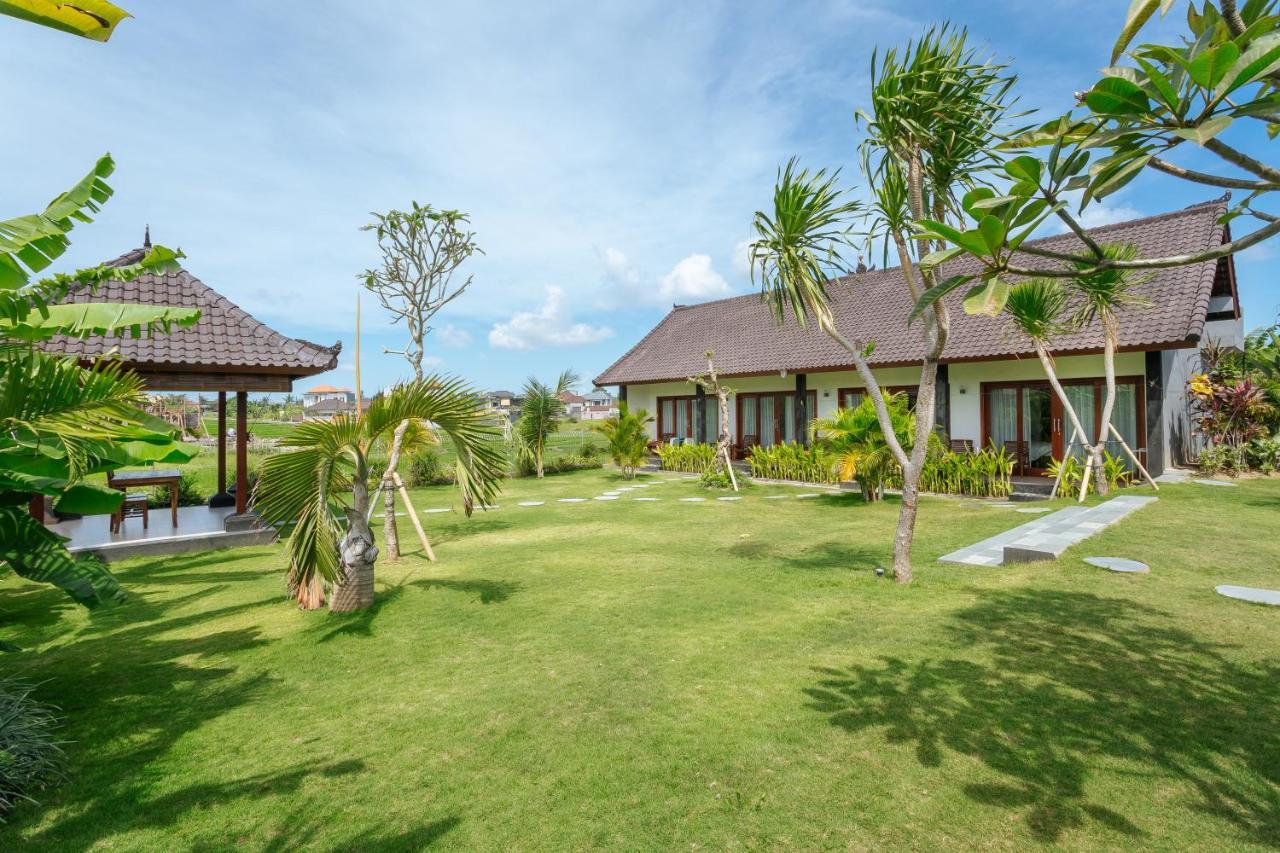 Carik Bali Guest House Canggu Exterior photo