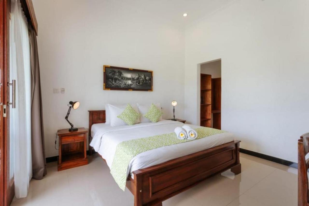 Carik Bali Guest House Canggu Exterior photo