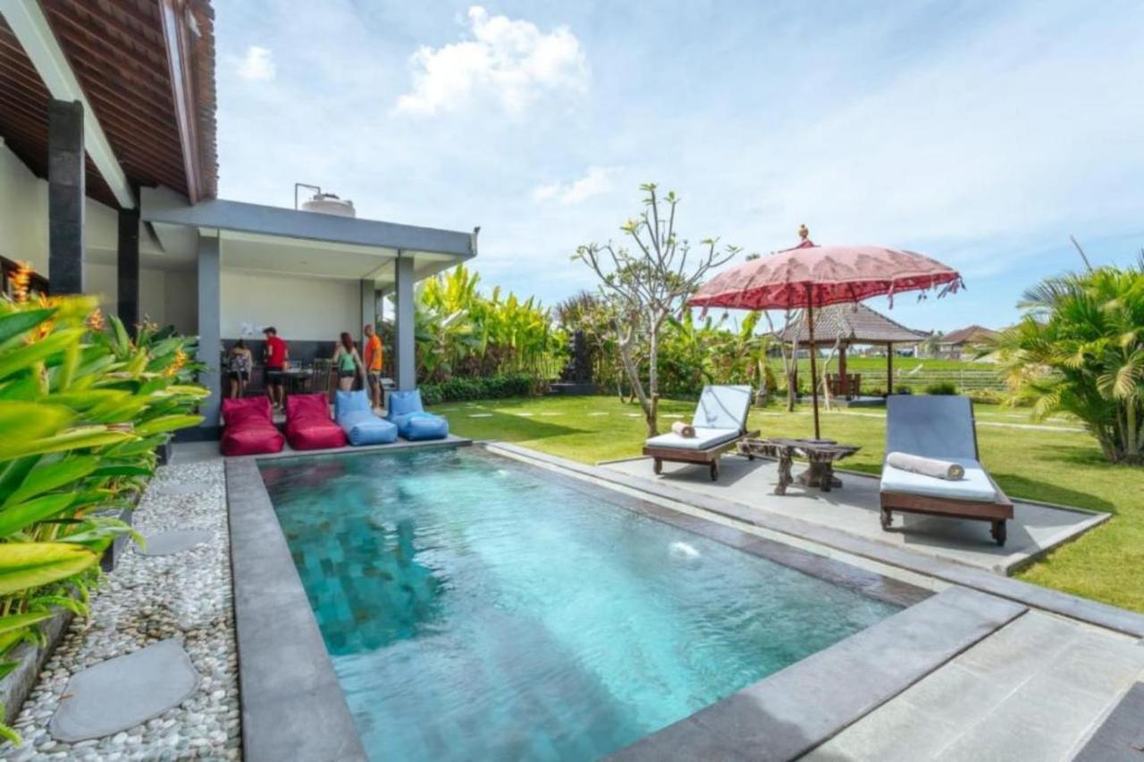 Carik Bali Guest House Canggu Exterior photo